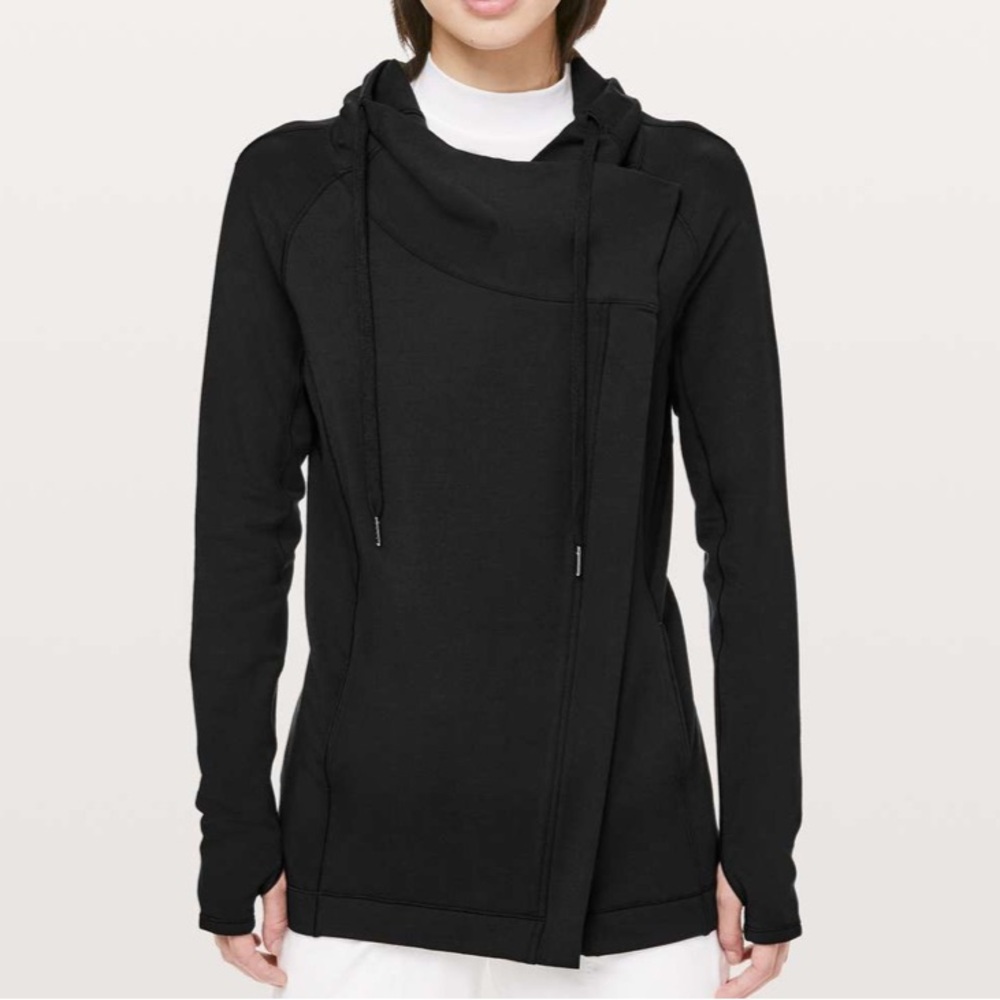 Lululemon Coast Easy Wrap Black Size 4